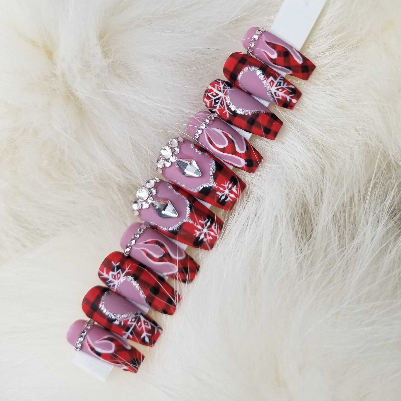 Press on Nails/ Red plaid flames/Heart design