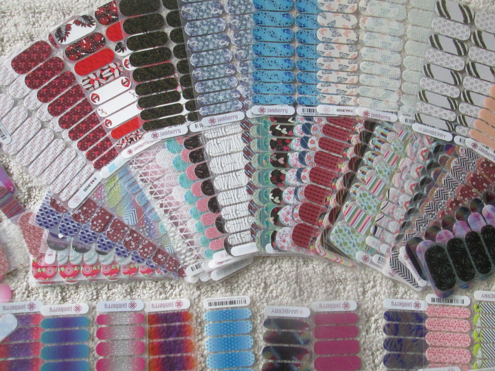 Jamberry Huge Nail 112 Half Sheets/ 10 Full Size/ Petite Juniors/ Tools/Partials