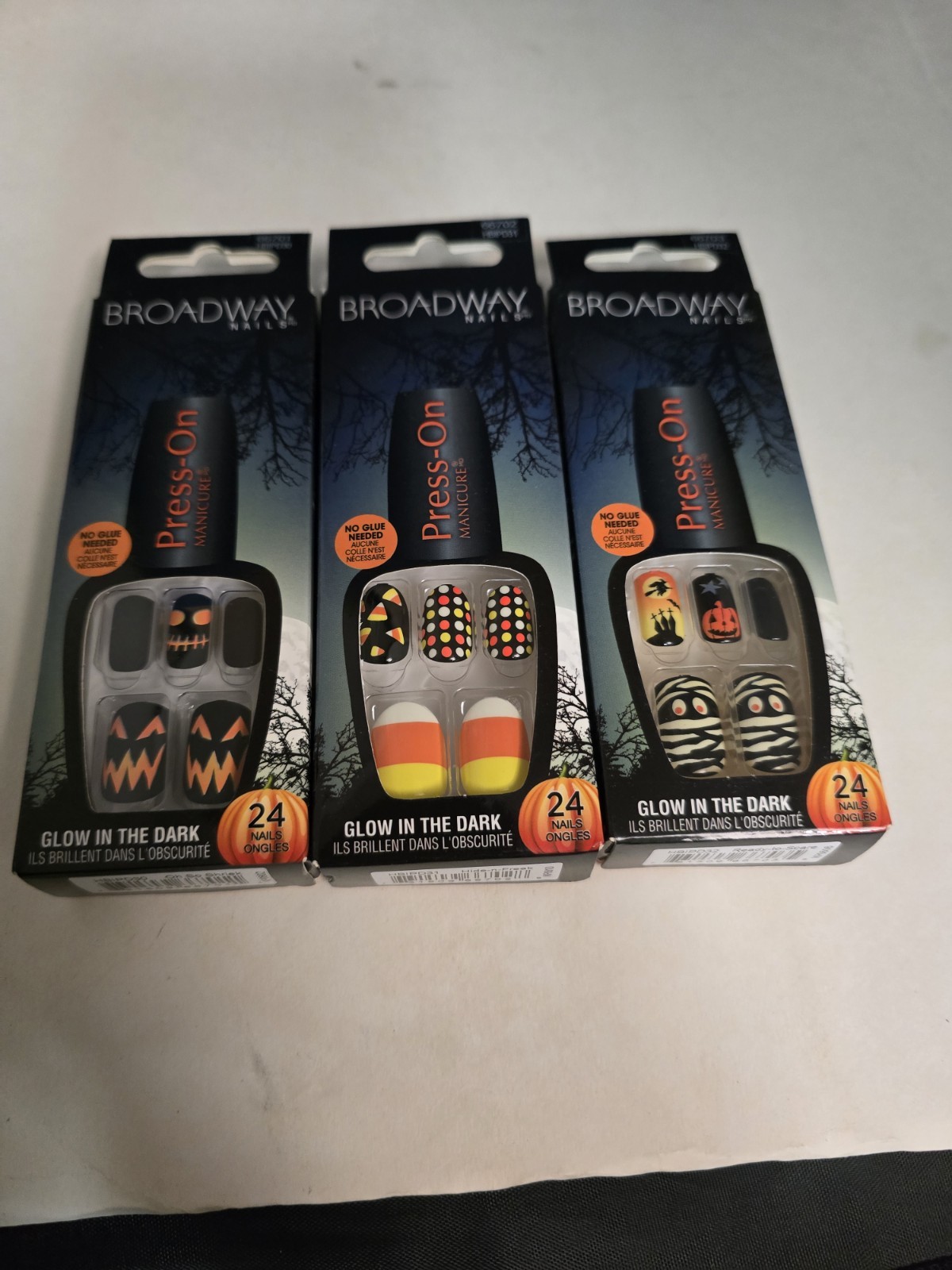 Assorted Lot Of 6×24 Kiss Broadway Halloween Glow In The Dark Press-on Nails
