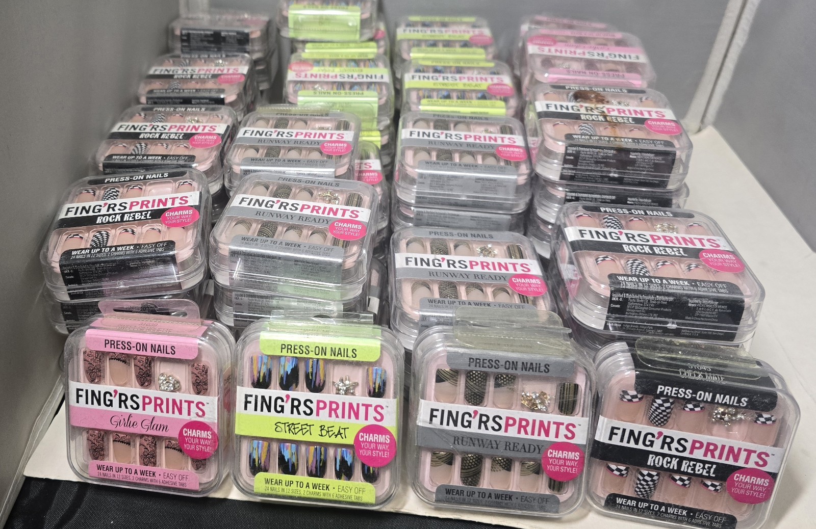 10 Random Assorted Fing’rs Prints Press-on Nails