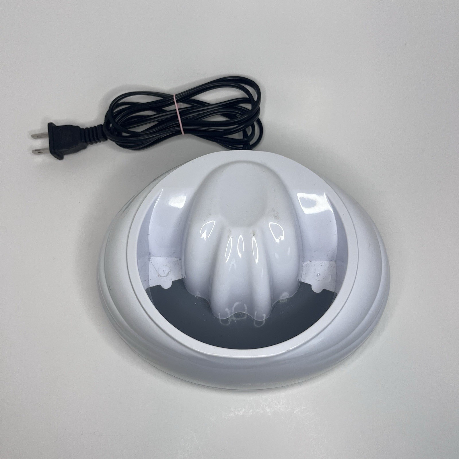 Electric Nail Soaking Bowl Corded White (New W/out Box)