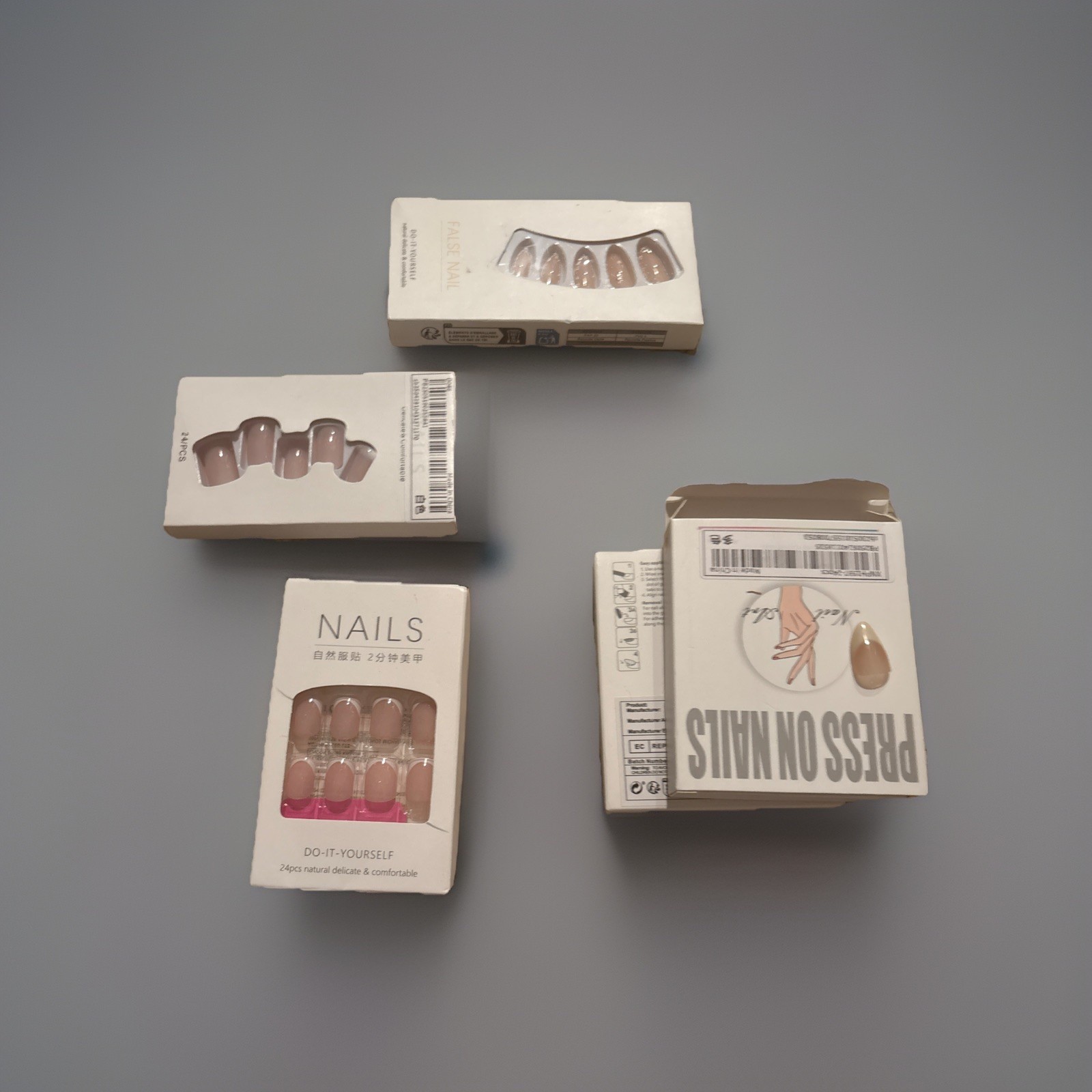 Set Of 5 press on nails short and Medium