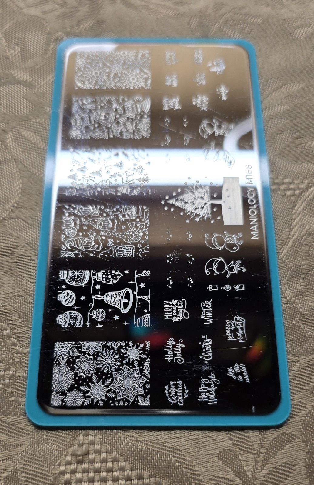 Maniology M167 M168 Treat Your Elf Christmas Snowman Sweater Nail Stamp Plate