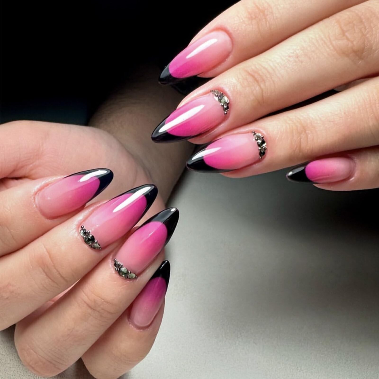French Tip Press on Nails Short Almond Fake Nails Nude & Pink Gradient False …