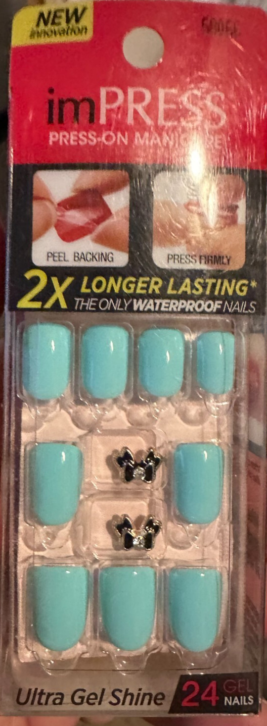 Impress Gel Manicure Press on Nails Short Aqua blue w/ black bow jewel accent