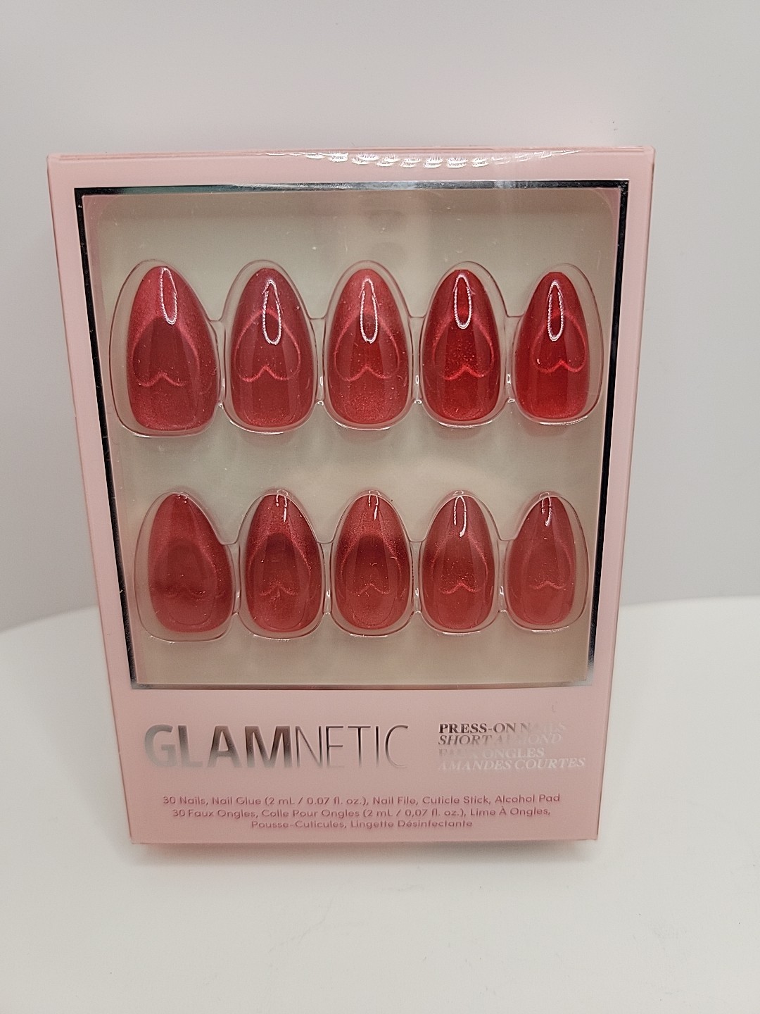 Glamnetic Press-On Nails Love Me Red Hearts Short Almond 30 Count New Sealed Box