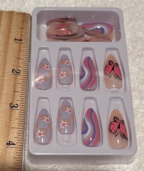 False Nails, Press on Nails 24Pcs Set, Almond Shaped, Full Well Tips NEW in box