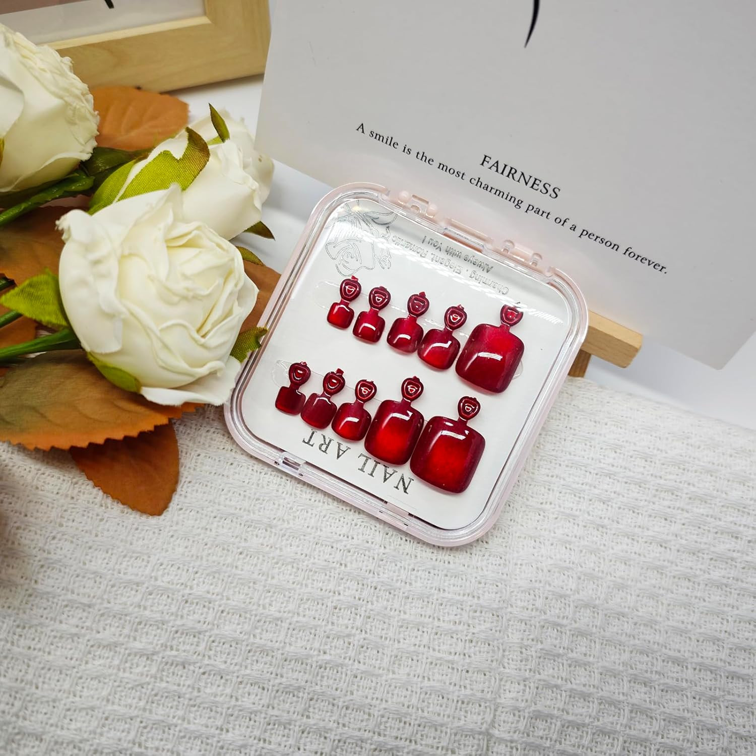 Glossy Red Press-On Toenails – Short Square with Gradient Design – 24 Pcs