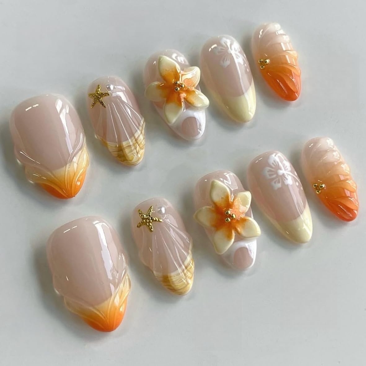 30pcs 3D Hibiscus Flower Press on Nails Medium Almond False Nails Gold Shell …