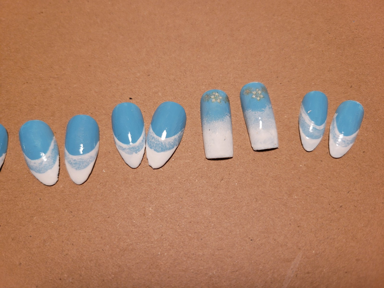 Press-On Nails Nails| Kawaii Blue/White French| Shape Almond| Size Medium| Reusa