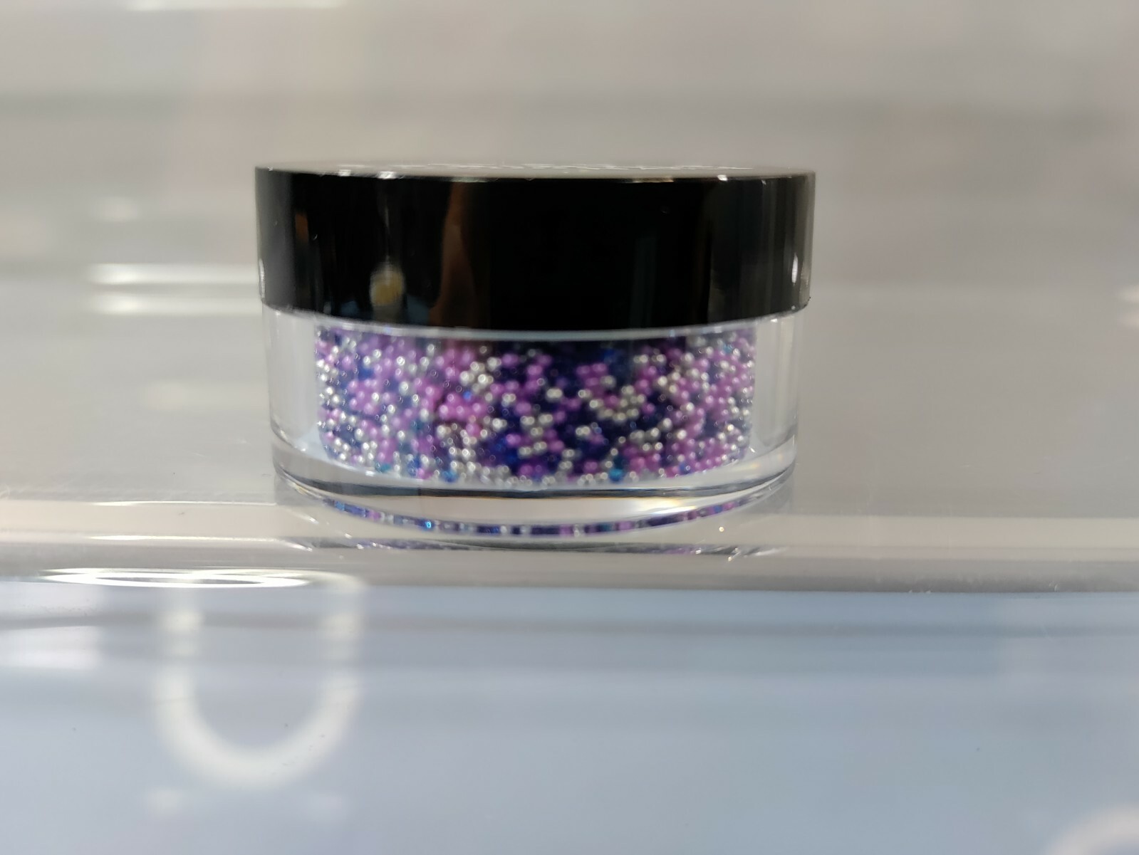NEW AVON SPRINKLE NAILS NAIL DECORATIONS PURPLE CONFETTI .28 OZ