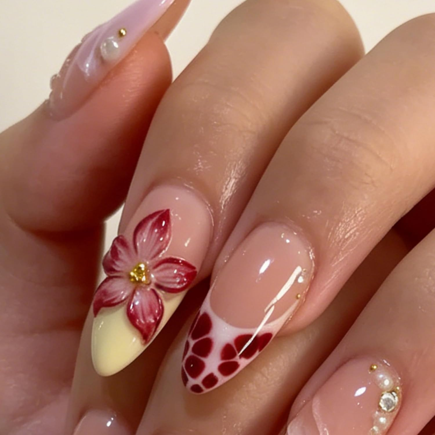 24Pcs Flowers Press on Nails Medium Almond Fake Nails 3D Floral with Gold Beads
