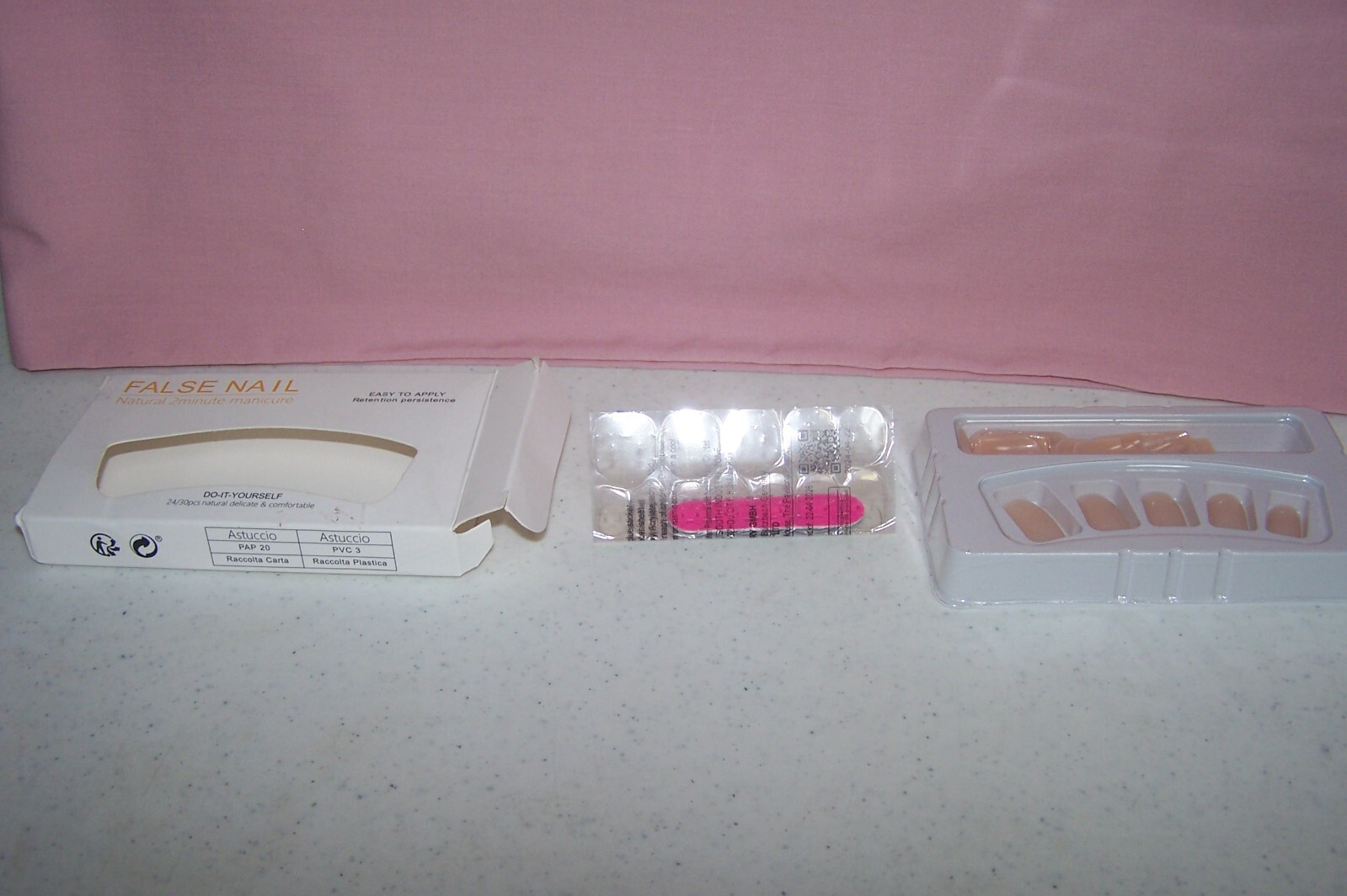 False Nail natural 2 Minute Manicure Do-It-Yourself Easy to Apply 24/30 pcs. NEW