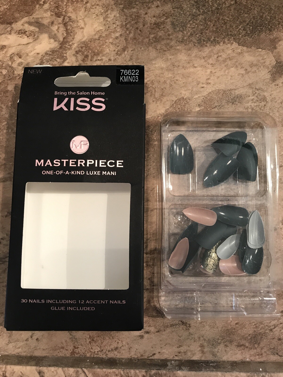Kiss Masterpiece One-Of-A-Kind Luxe Mani Nails, KMN03 Incomplete Set 20 Nails