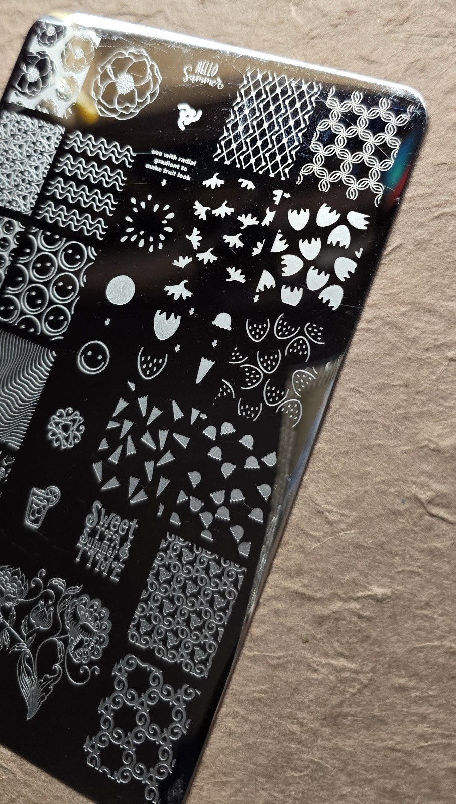 UBER CHIC UC 19-01 Nail Stamp Plate UberChic Floral Flower Modern Smiley Face