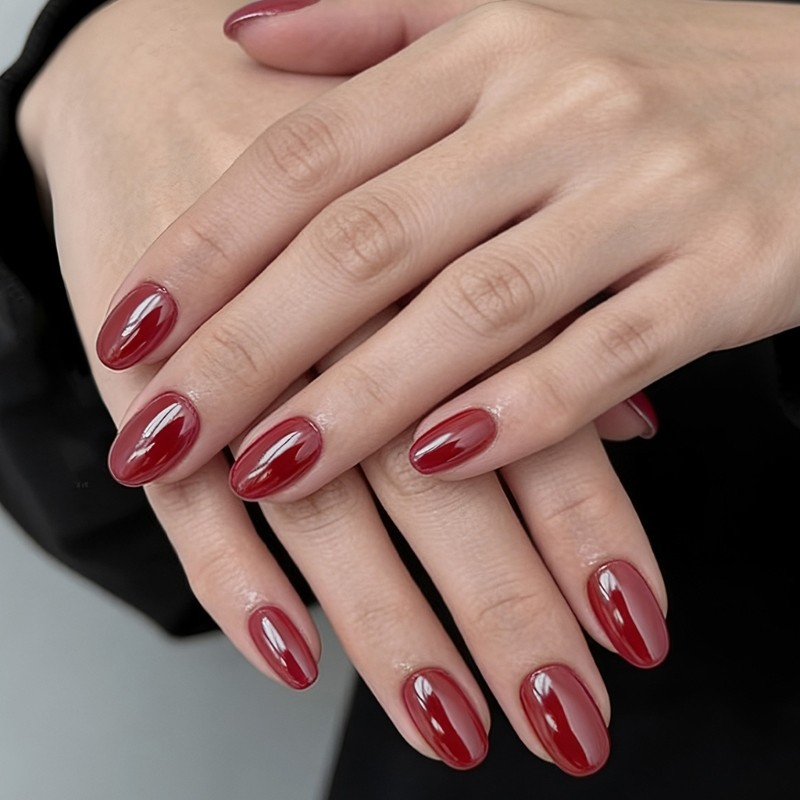 Oval Shape Short False Nail In Red Color Set Of 32Pieces Artificial Nail