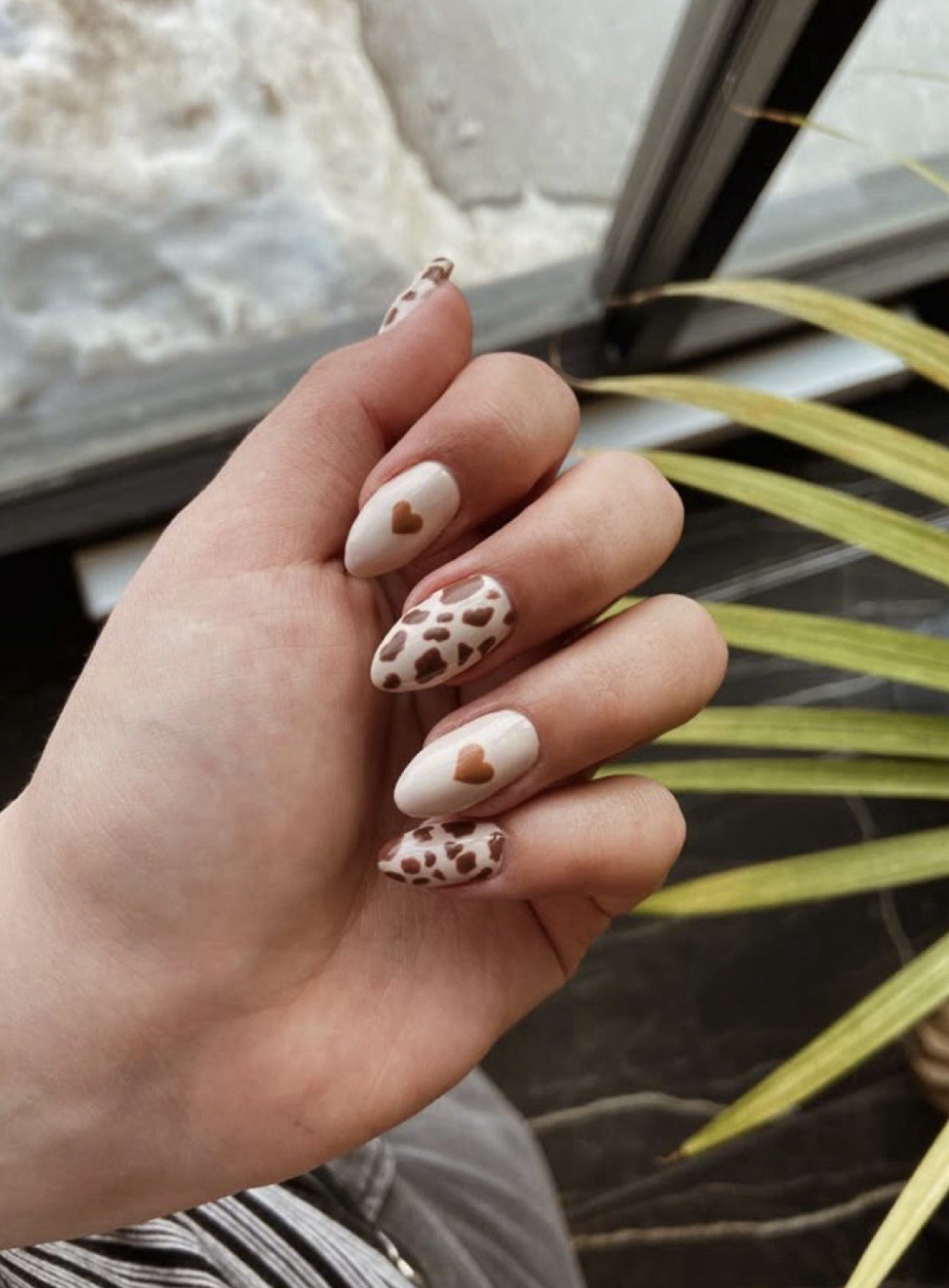 CUSTOM PRESS ON NAILS – WESTERN COW PRINT HEART EDITION (LIMITED STOCK)
