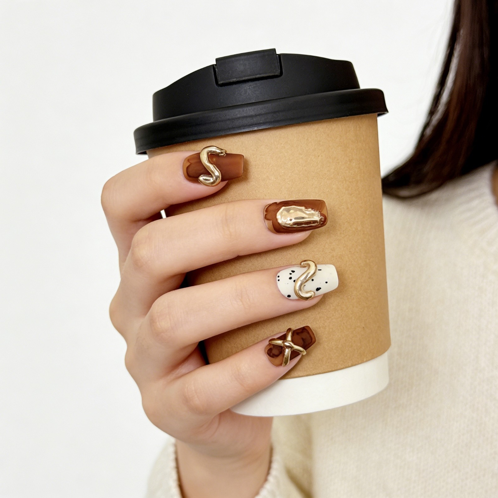 Vintage Metal Twist Brown Coffee Press-On Nails with Pearl Accent – Square Shape