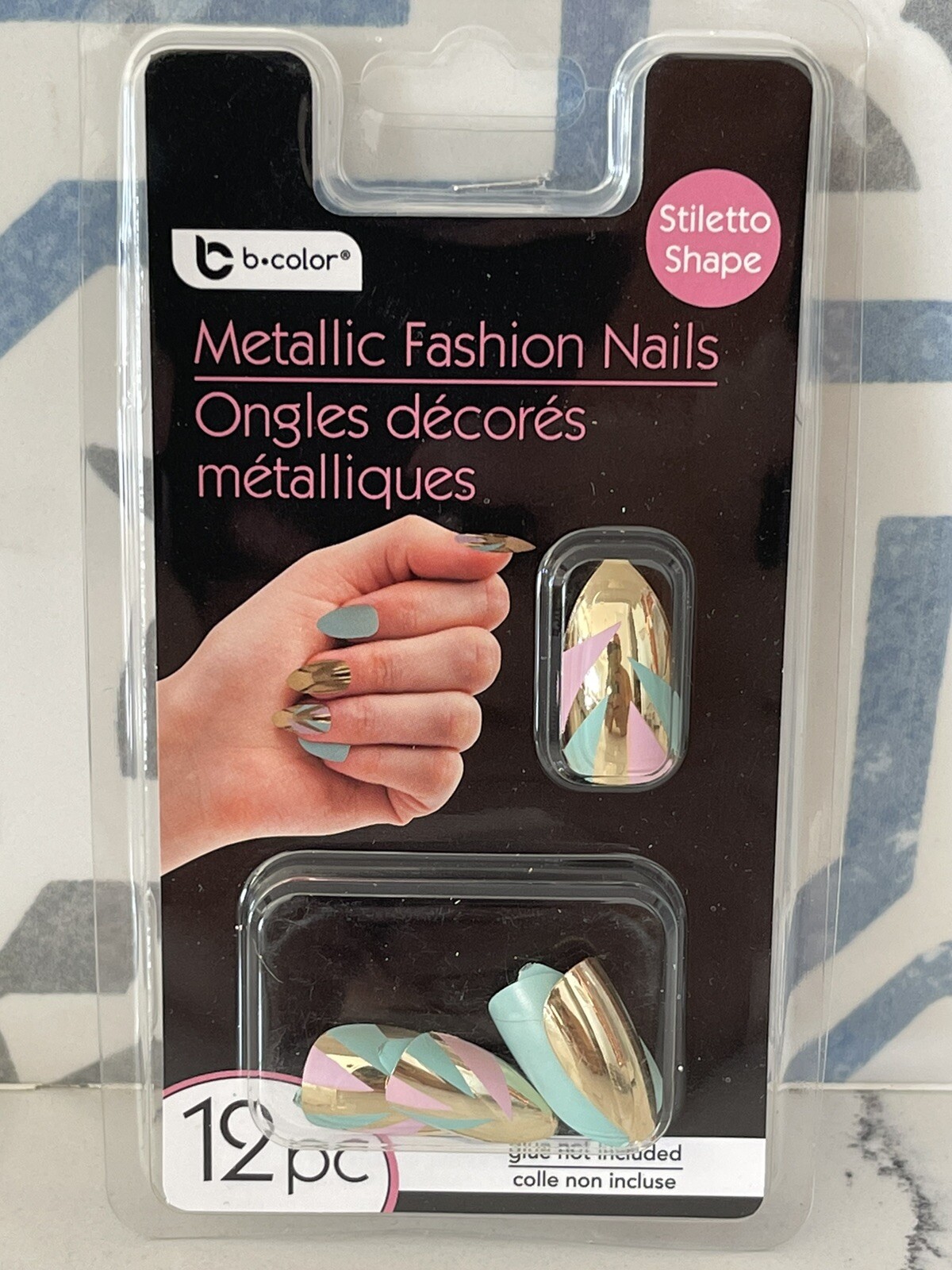 Metallic and Iridescent Fashion Nails Lot Of 7 Stiletto and Oval Shape New! 72pc