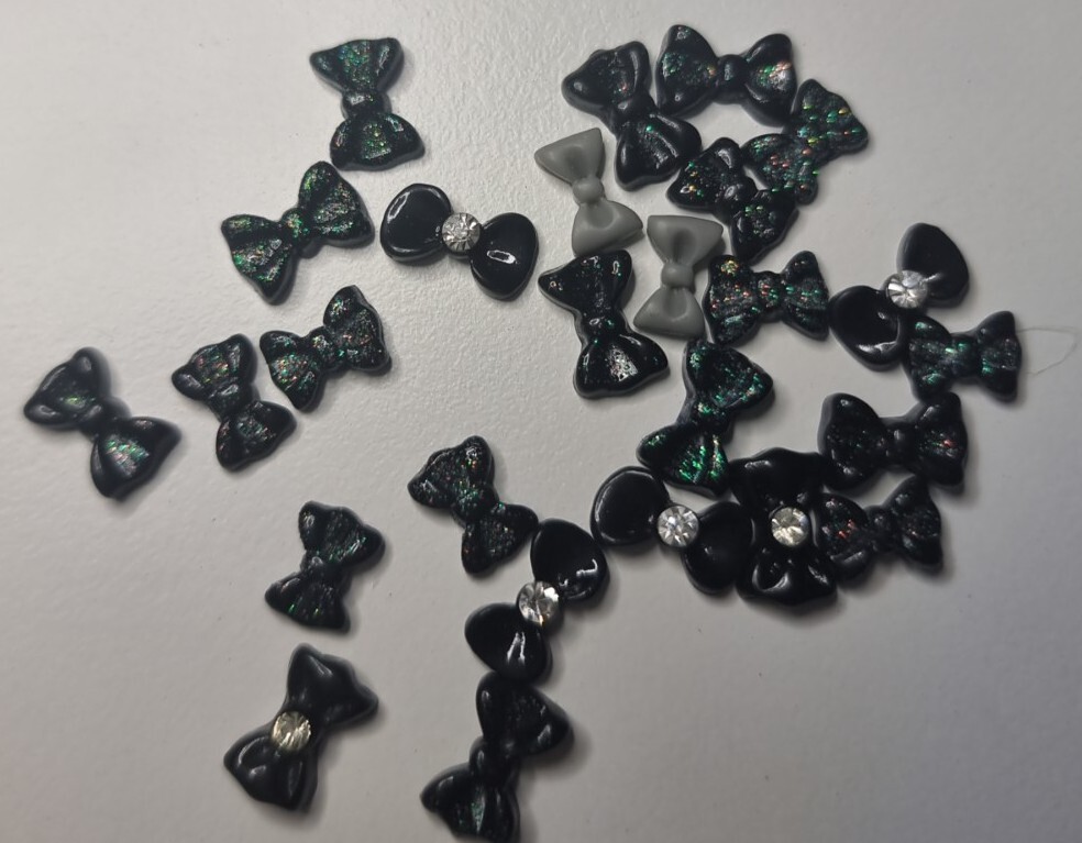 25pcs x 3D Acrylic Resin Glitter Nail Art Black/Grey Mix Craft Decoration