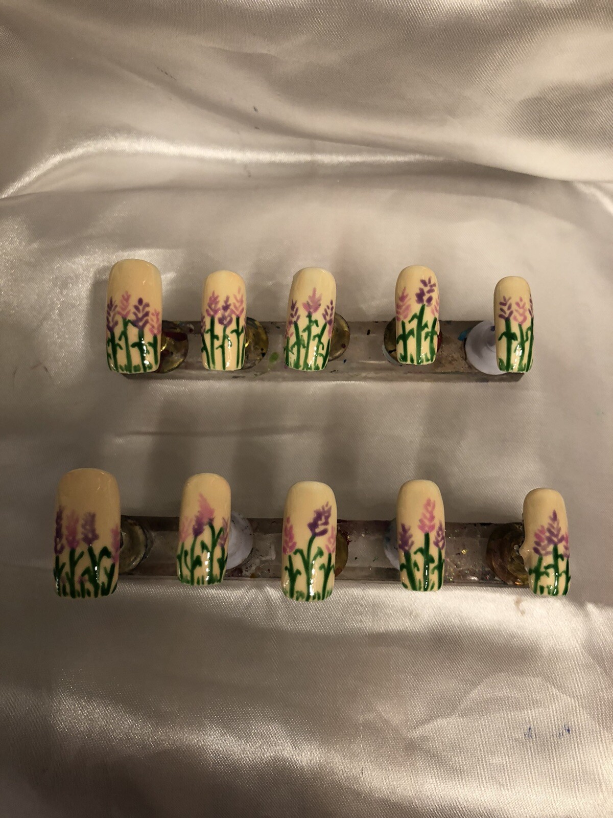 ℤ ℕ𝔸𝕀𝕃ℤ! Gorgeous set of Handcrafted Press On Nails