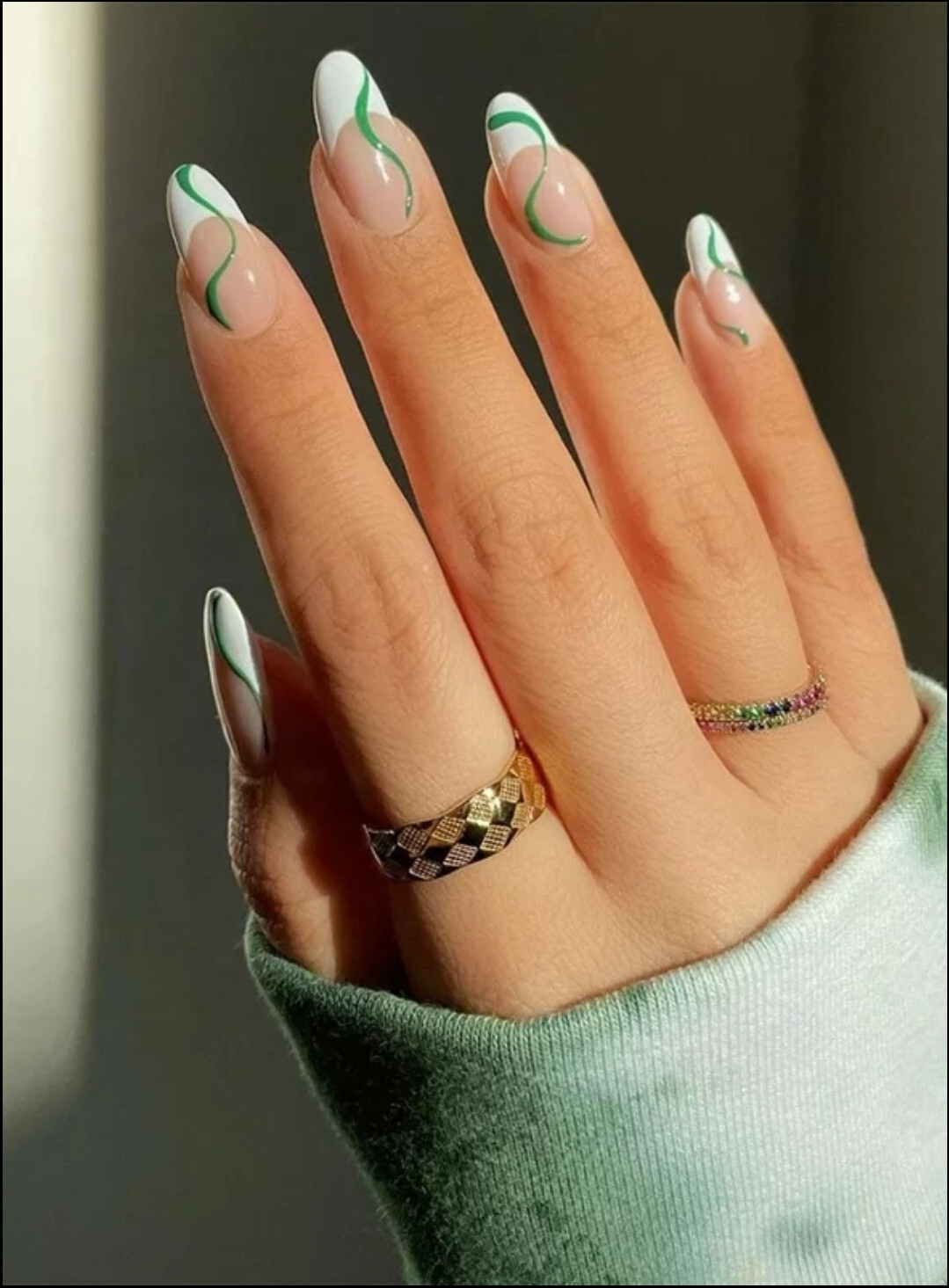 24 Medium Press on nails kit w glue French white green swirl baby boomer almond
