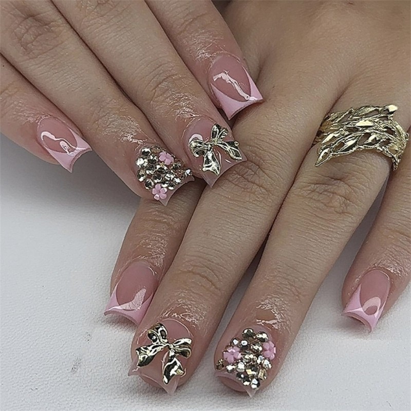 24 Pieces Luxurious Press on Nail Short Square False Nail with 3D Bows Designs