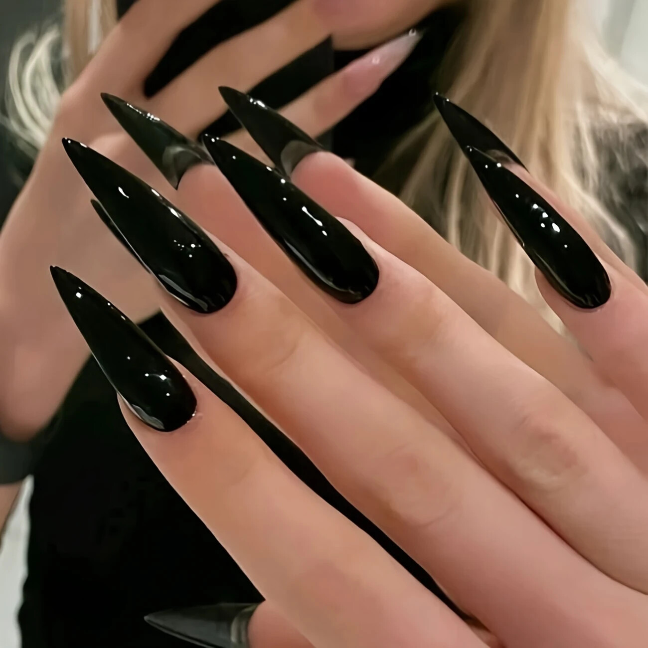 24pcs Black Ultra Long Gothic Style Long Pointed Press On Nails, Halloween