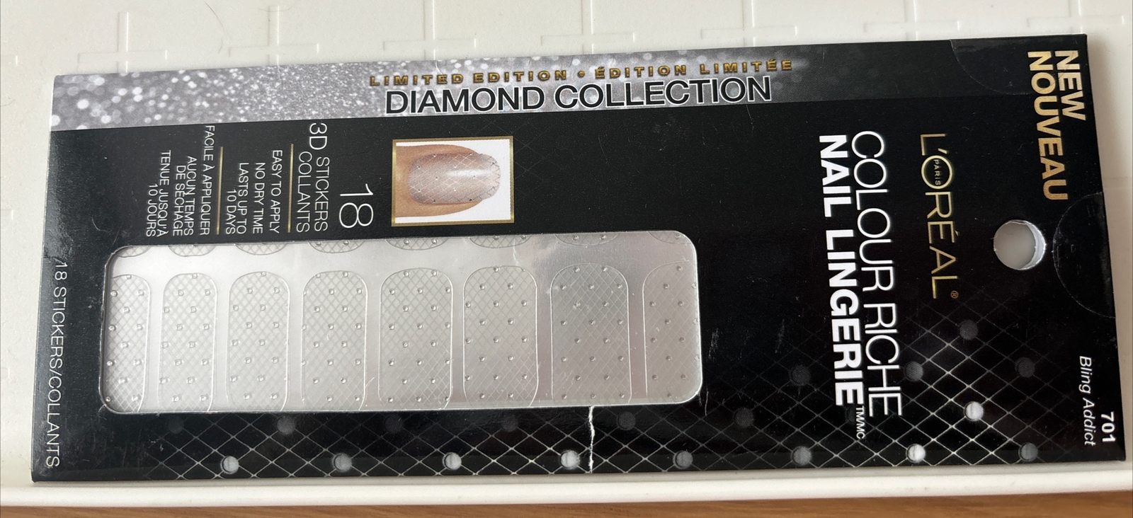 L’Oreal: Colour Riche Nail Lingerie 18pc 3D Nail Stickers “Bling Addict” (BN)