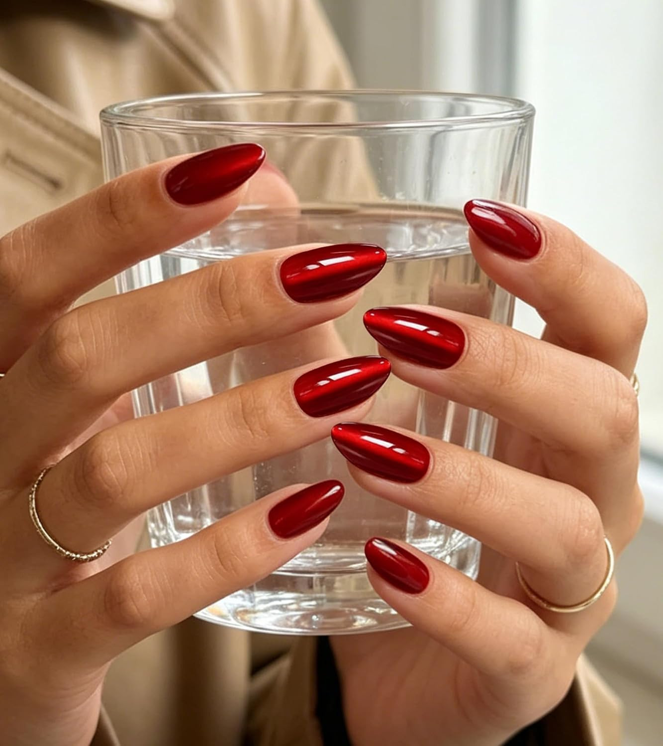 Press on Nails Short Red Cat Eye Almond False Tips Glossy Reusable Fake Stick on