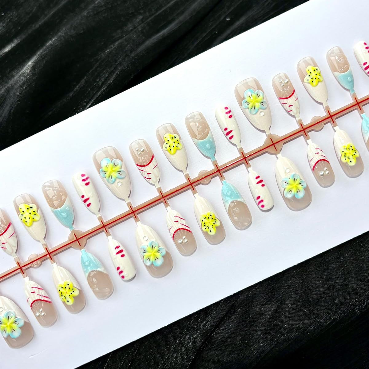30Pcs Summer Press on Nails Medium Almond Cute Flower Fake Nails Pearl Rhineston
