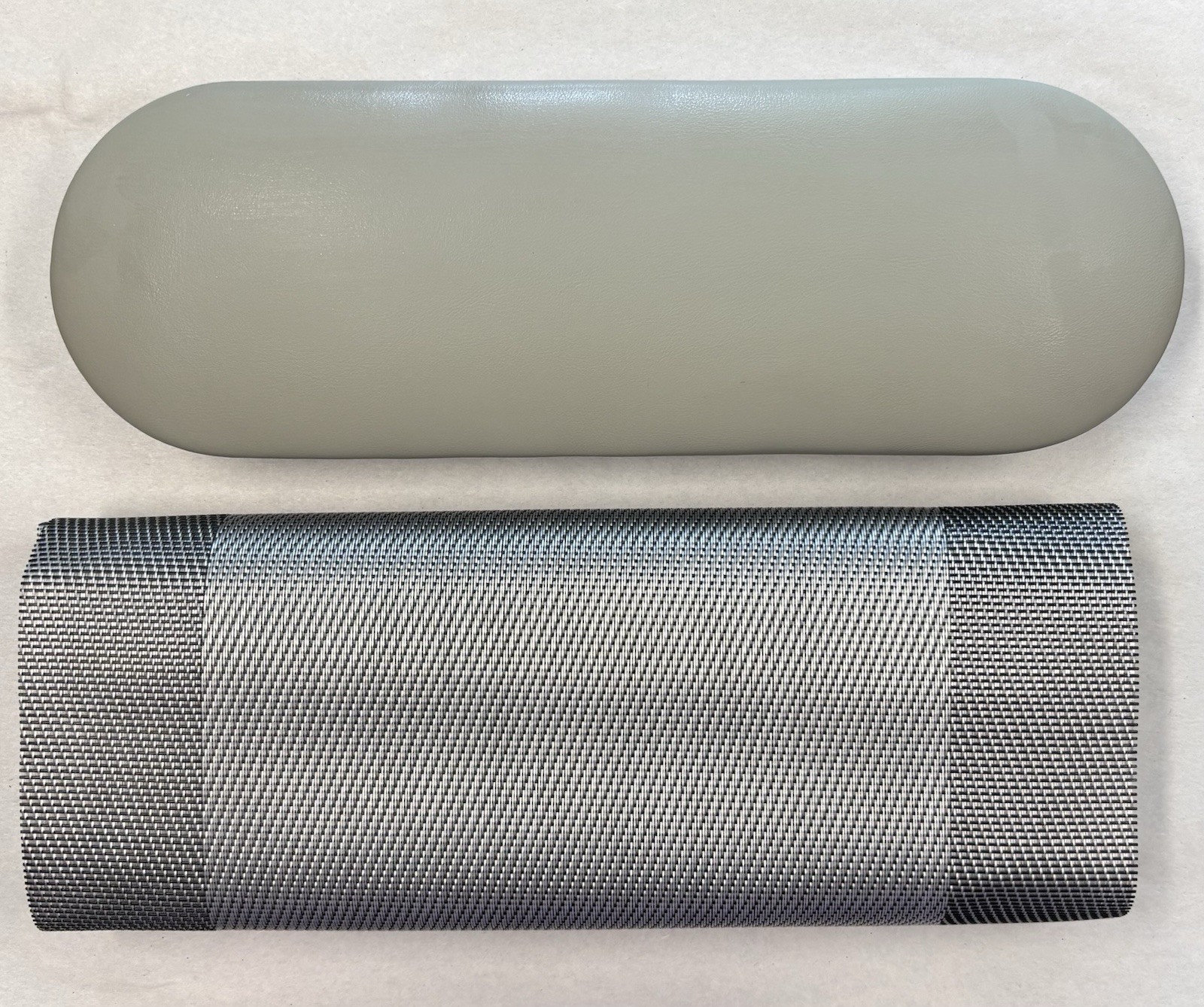 New! Arm Rest for Nails Tech, Foldable PU Leather Nail Arm Rest W/ Nonslip Mat