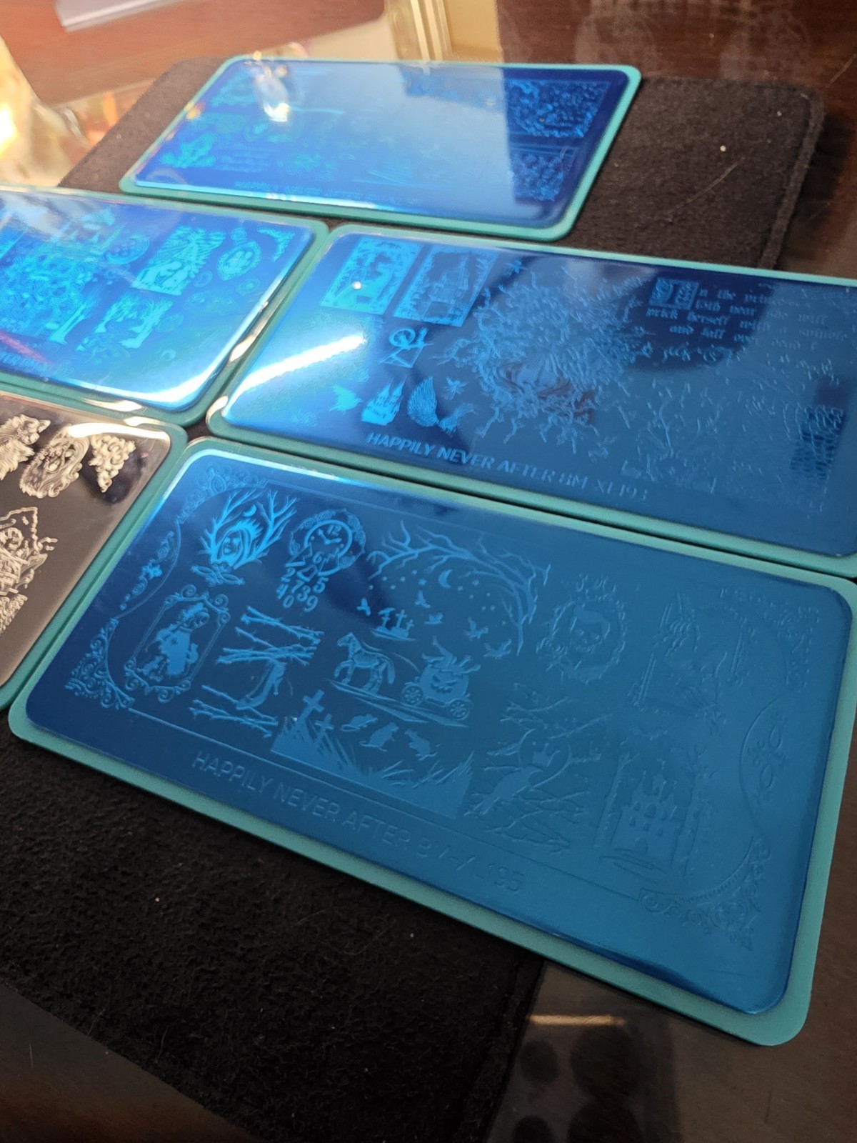 Maniology Monster Happily Never After Nail Stamp Plates Set Bm-xl191 To Bm-xl195