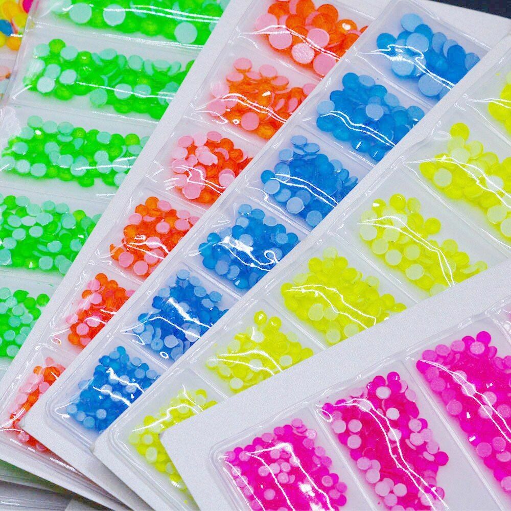 830pcs Luminous Neon Flatback Crystals SS6-SS20 Glue On Fluorescent Rhinestones