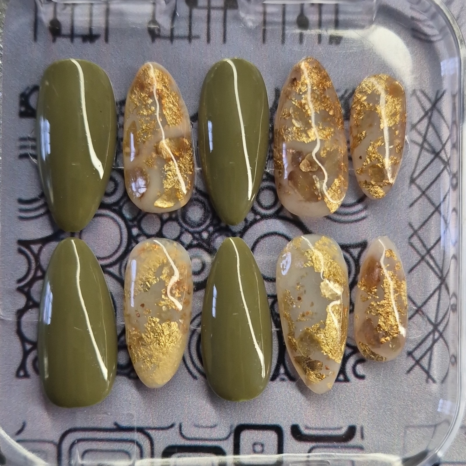Nikki N Her Nails Olive Green Gold Marble Almond Press-On Nails Set Full Cover