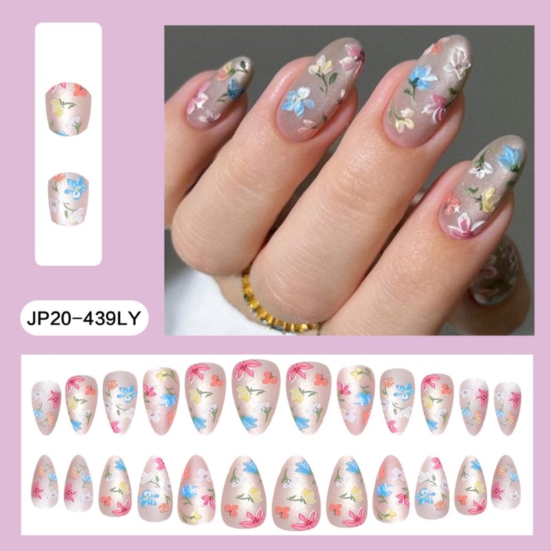 24Pcs Almond Artificial Nail With 3D Floral Effect And Cats Eye Detail