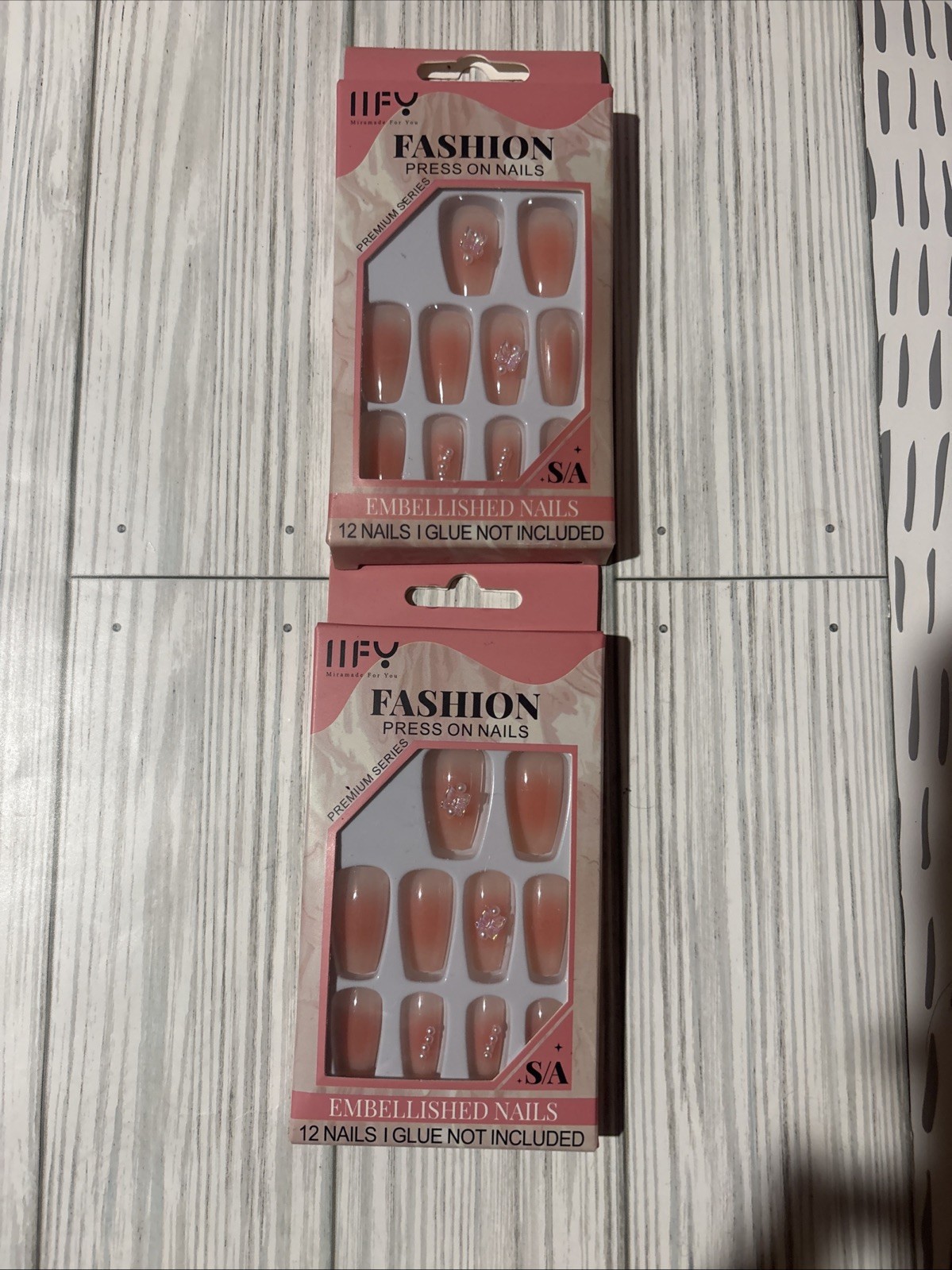 2 Sets Pink Rhinestone Embellished Artificial Nails No Glue/24 Nails