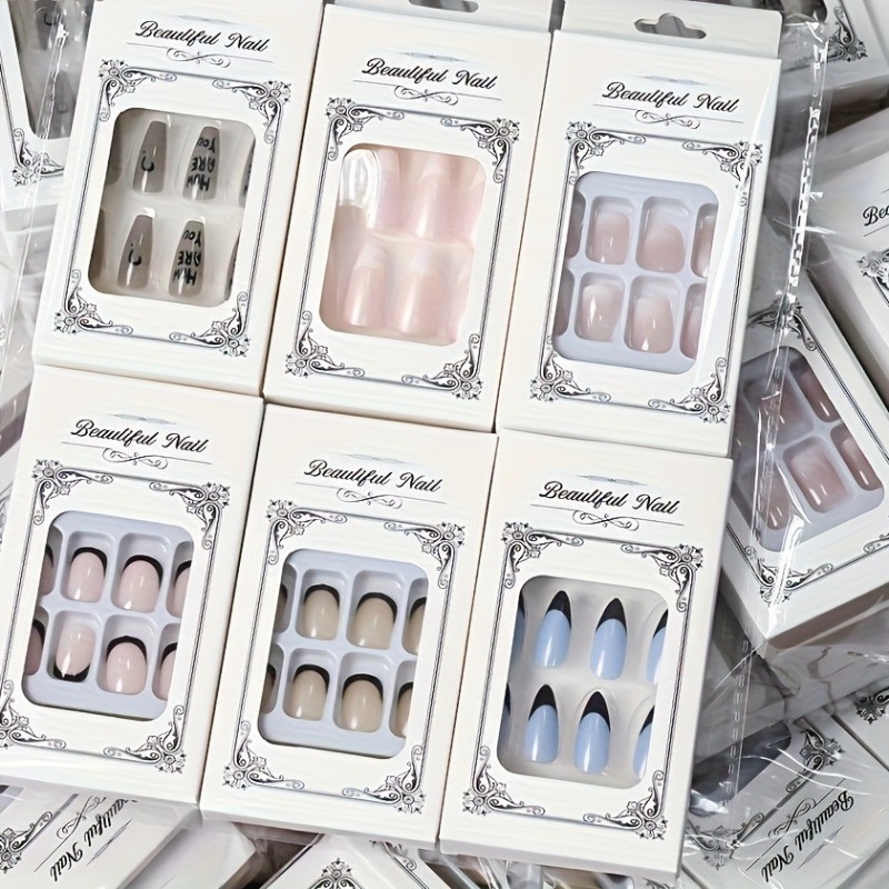 192 Pieces (8 Sets) Random Nail Fashion Almond Shaped Female Nail Art Fake Nails