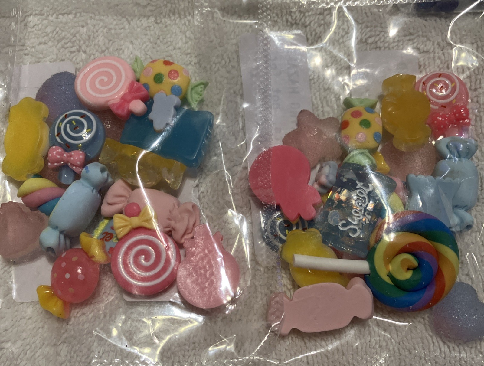 Lot Of 12 Nail Art Decorations 3D Candies, Mink Fur, Gemstones Christmas- Etc