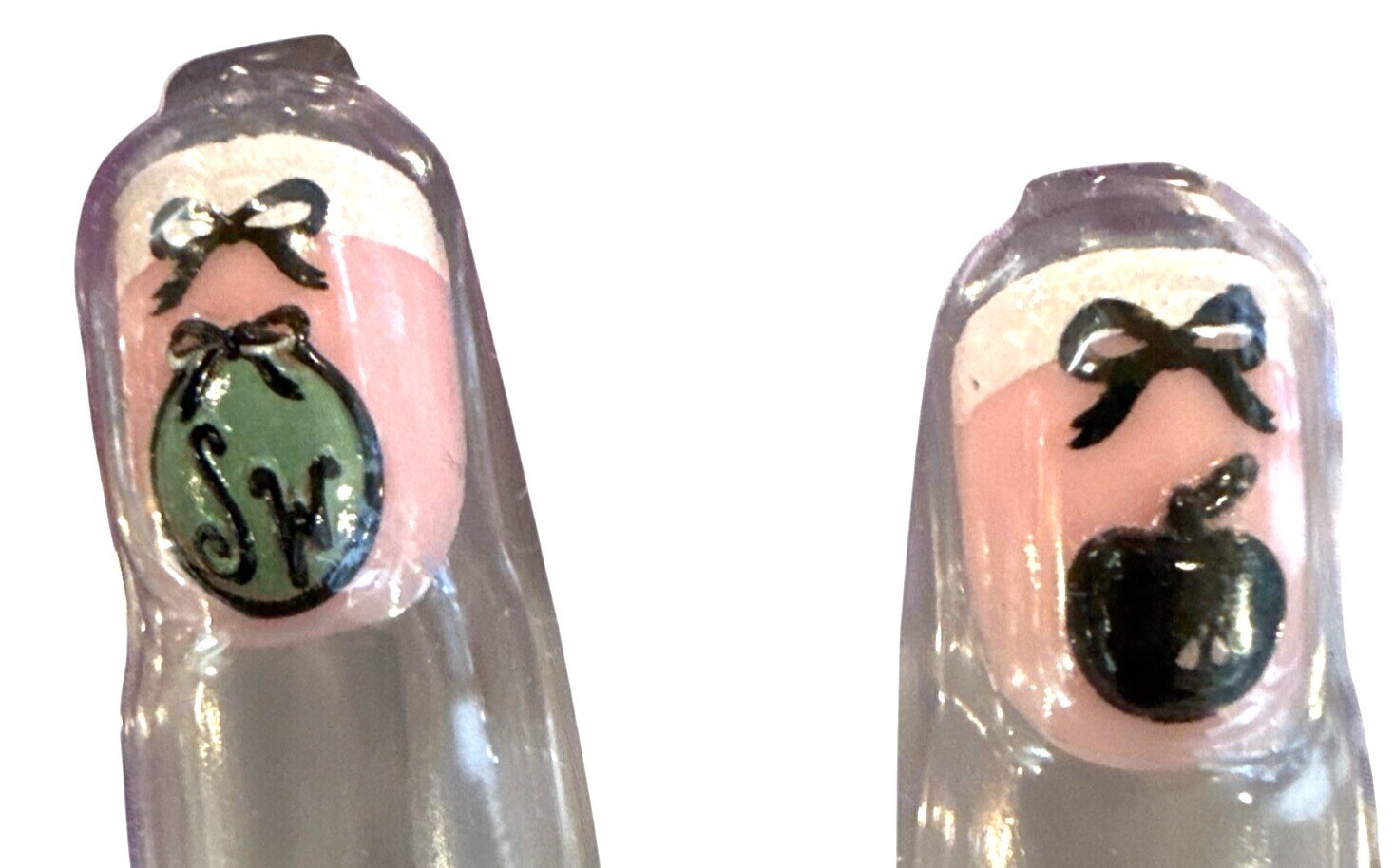 Disney PRINCESS 10 Press-On Nails Pink+Green+Black 3D CHARMS Mirror SNOW WHITE