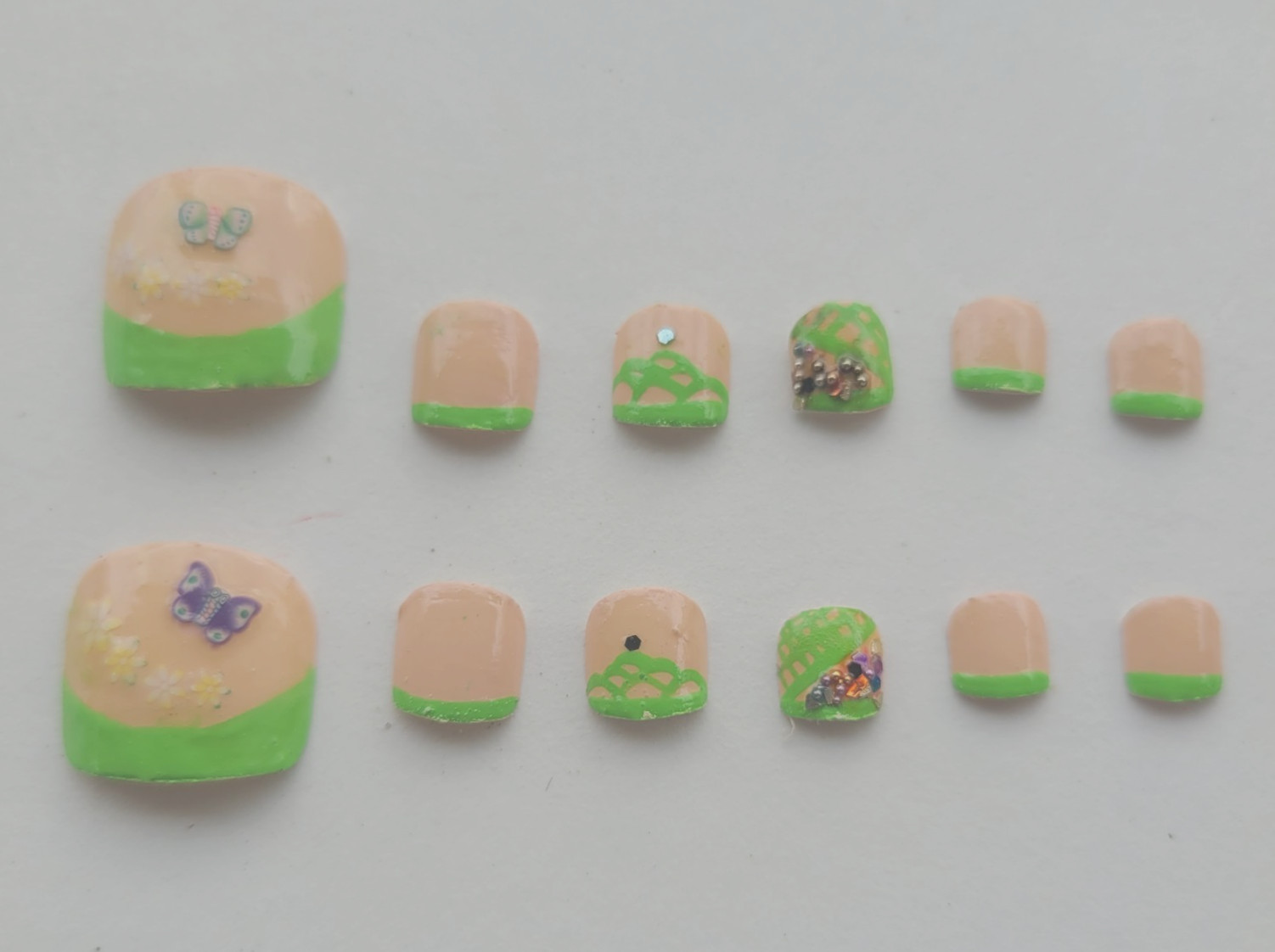Kawaii Press-On nails Toe Finger| Green French Size Small