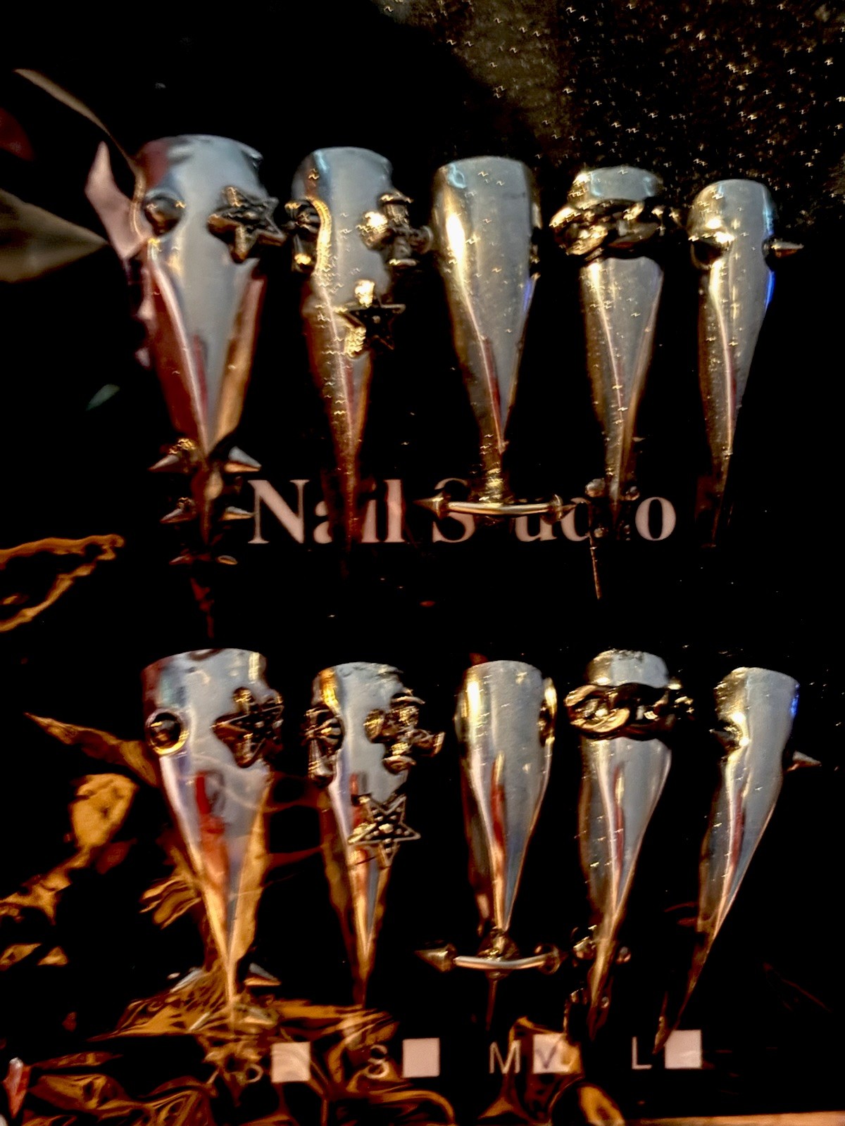 Silver Claw Shiny 3D Press-On Nails Long Stiletto Butterfly Nail Art