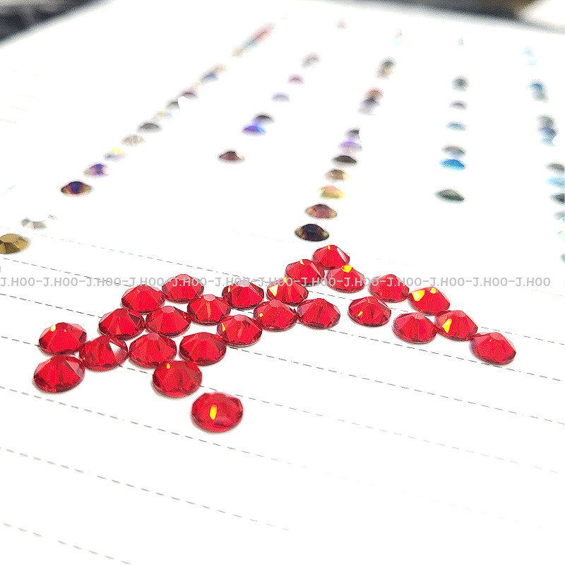 Swarovski 2088 – Flat Back-Light Siam F