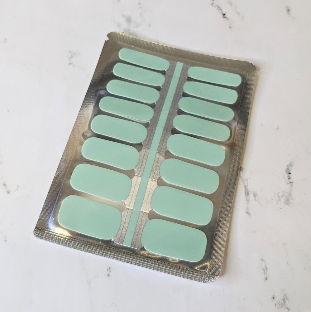 5 for $20 Nail Wrap – Mint Ice Cream