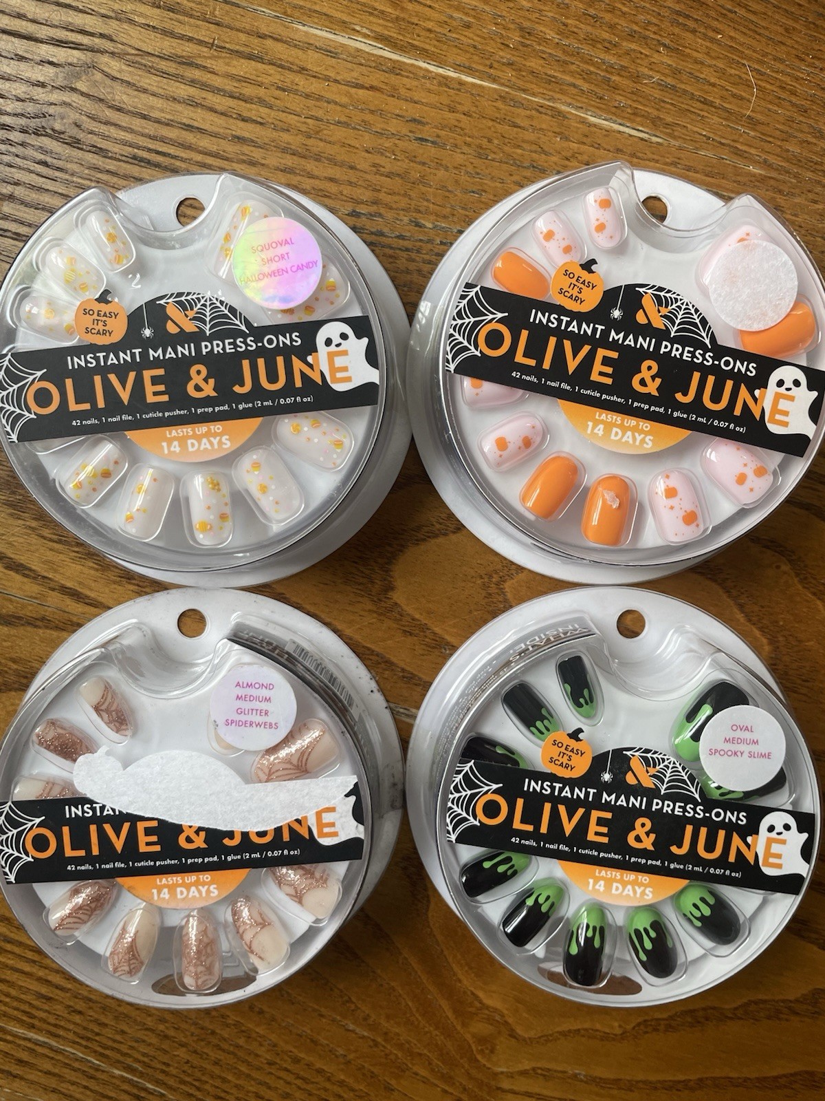4 Sets of Olive & June Press On Mani Nails Assorted Design Halloween Spooky NEW