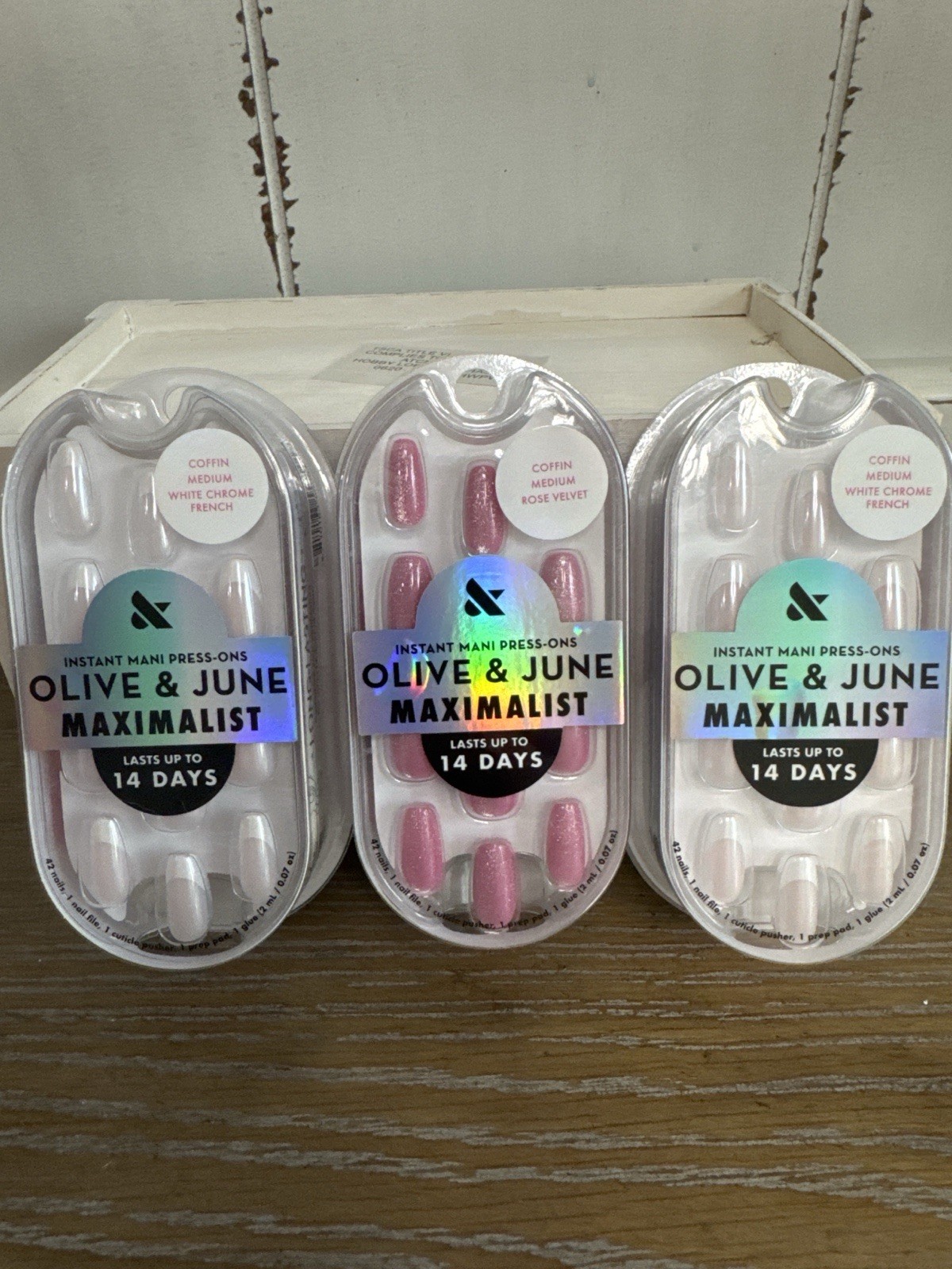 Olive & June Press On Nails Bundle 3 Pack Maximalist White Chrome & Rose Velvet