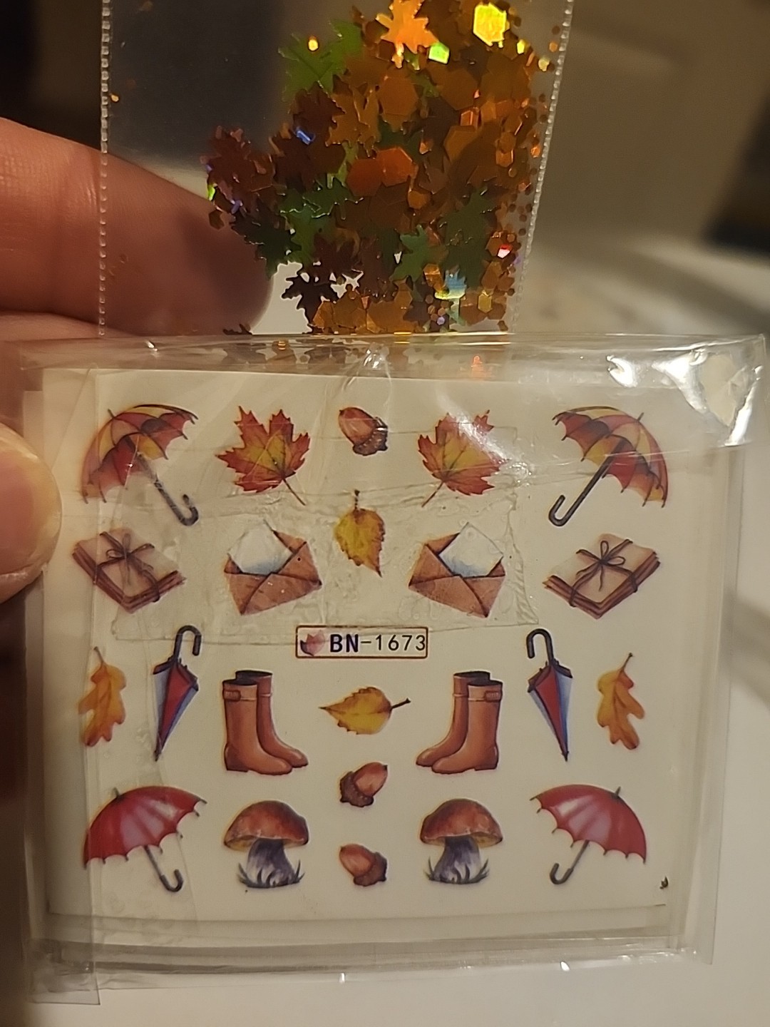 Nail Art Water Transfer Sticker Multicolor Maple Leaf Fall Decals Manicure(3pcs)
