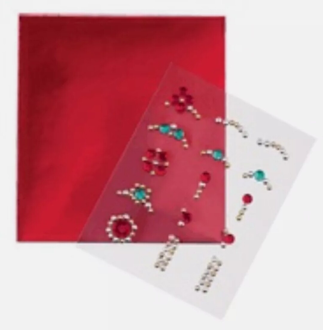 Avon Sparkly Holiday Nail Art..New Sealed. Fast Free Shipping
