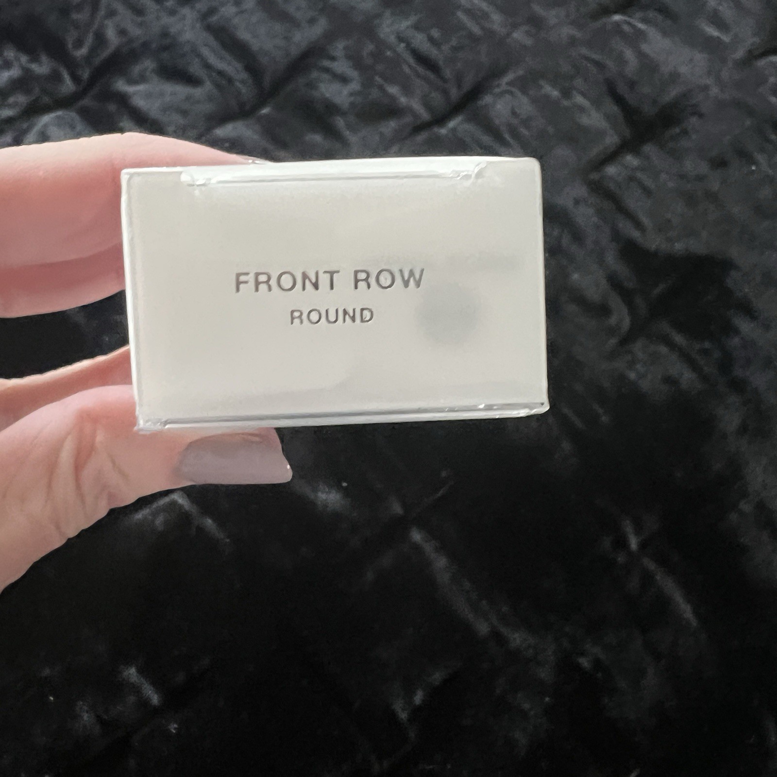 💅 Static Nails Front Row Round Reusable Pop-On Manicure New In Box