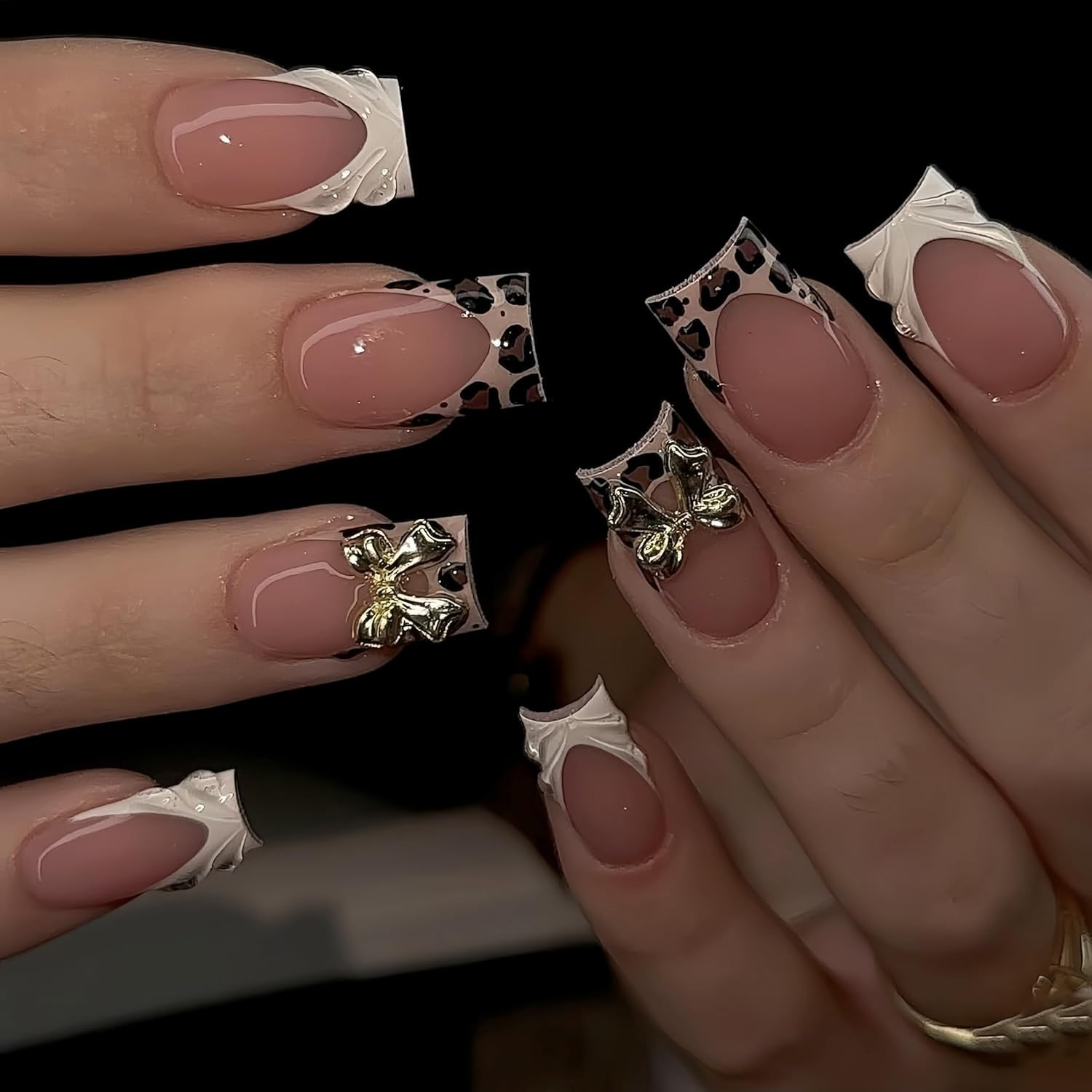 24Pcs Leopard Print French Tip Press on Nails Short Square Fake Nails 3D Bow Nai